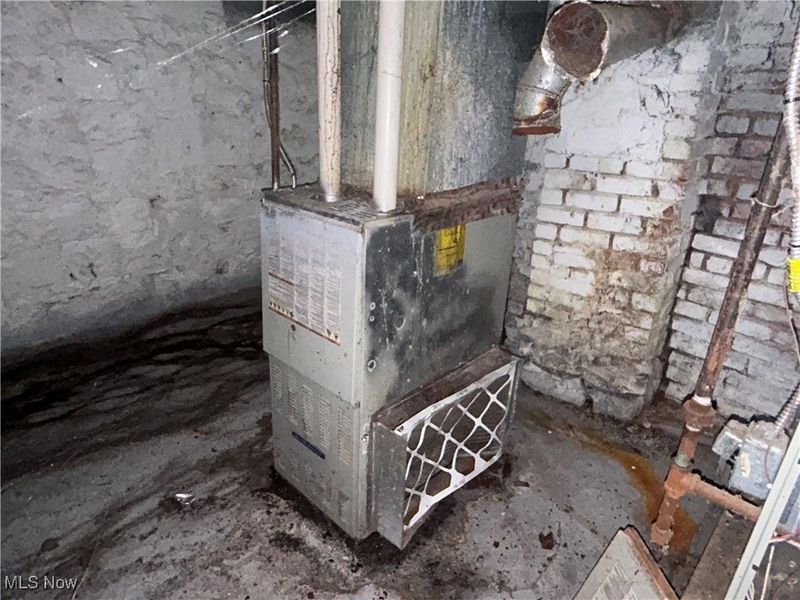 2292 E 90th Street, Cleveland, OH 44106 Photo 28