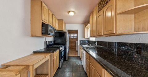 941 Brockway Avenue, South Lake Tahoe, CA 96150 Photo