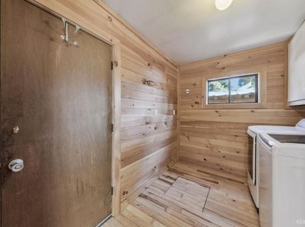 941 Brockway Avenue, South Lake Tahoe, CA 96150 Photo