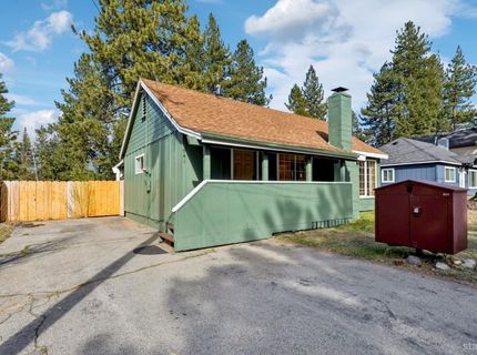 941 Brockway Avenue, South Lake Tahoe, CA 96150 Photo