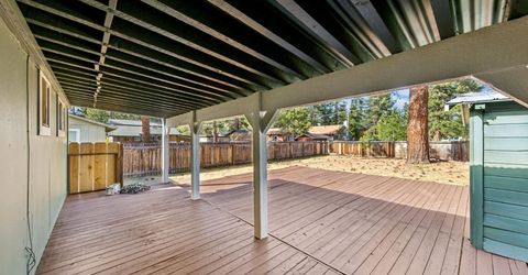 941 Brockway Avenue, South Lake Tahoe, CA 96150 Photo