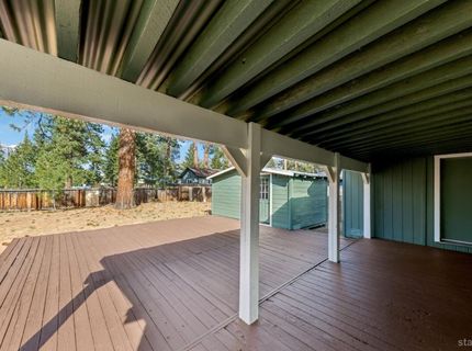 941 Brockway Avenue, South Lake Tahoe, CA 96150 Photo