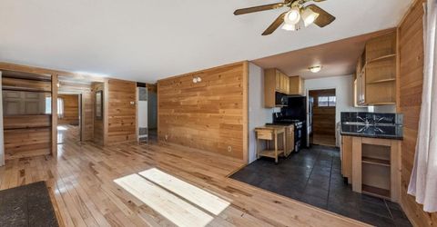 941 Brockway Avenue, South Lake Tahoe, CA 96150 Photo
