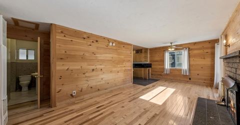 941 Brockway Avenue, South Lake Tahoe, CA 96150 Photo