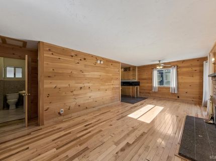 941 Brockway Avenue, South Lake Tahoe, CA 96150 Photo