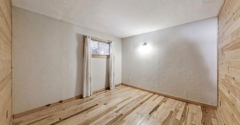 941 Brockway Avenue, South Lake Tahoe, CA 96150 Photo