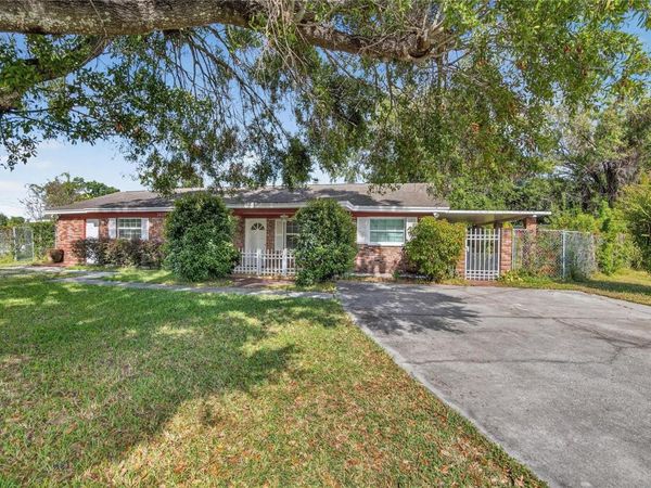 3605 W FLORA STREET, TAMPA, FL 33614