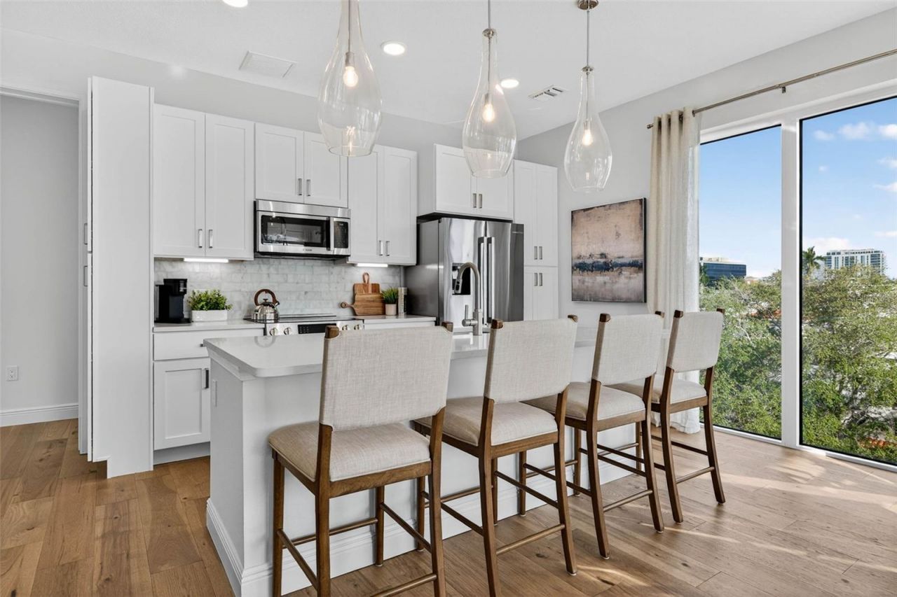 600 3rd Avenue S, Unit 410, Saint Petersburg, FL 33701 Photo