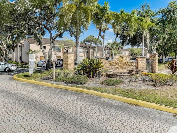 2846 S University Dr, Unit 4104, Davie, FL 33328