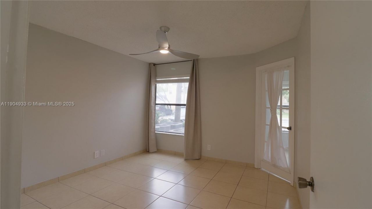 2846 S University Dr, Unit 4104, Davie, FL 33328 Photo