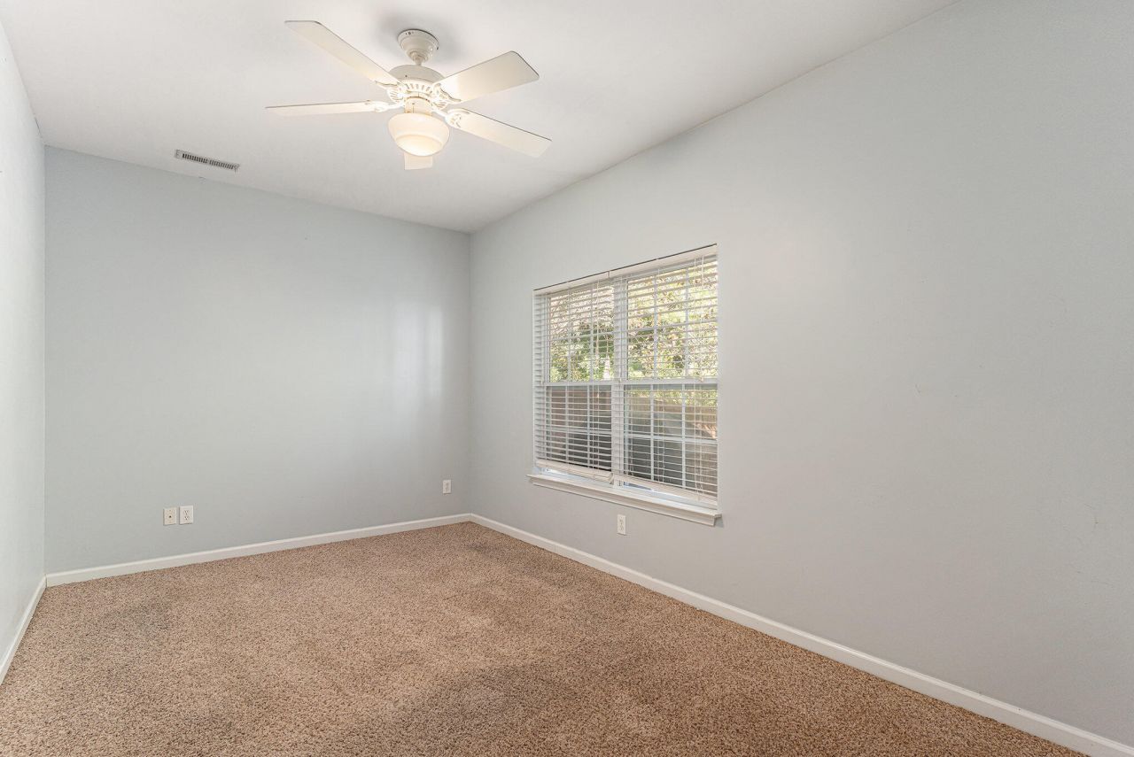 4105 Perrine St. Street Photo 27