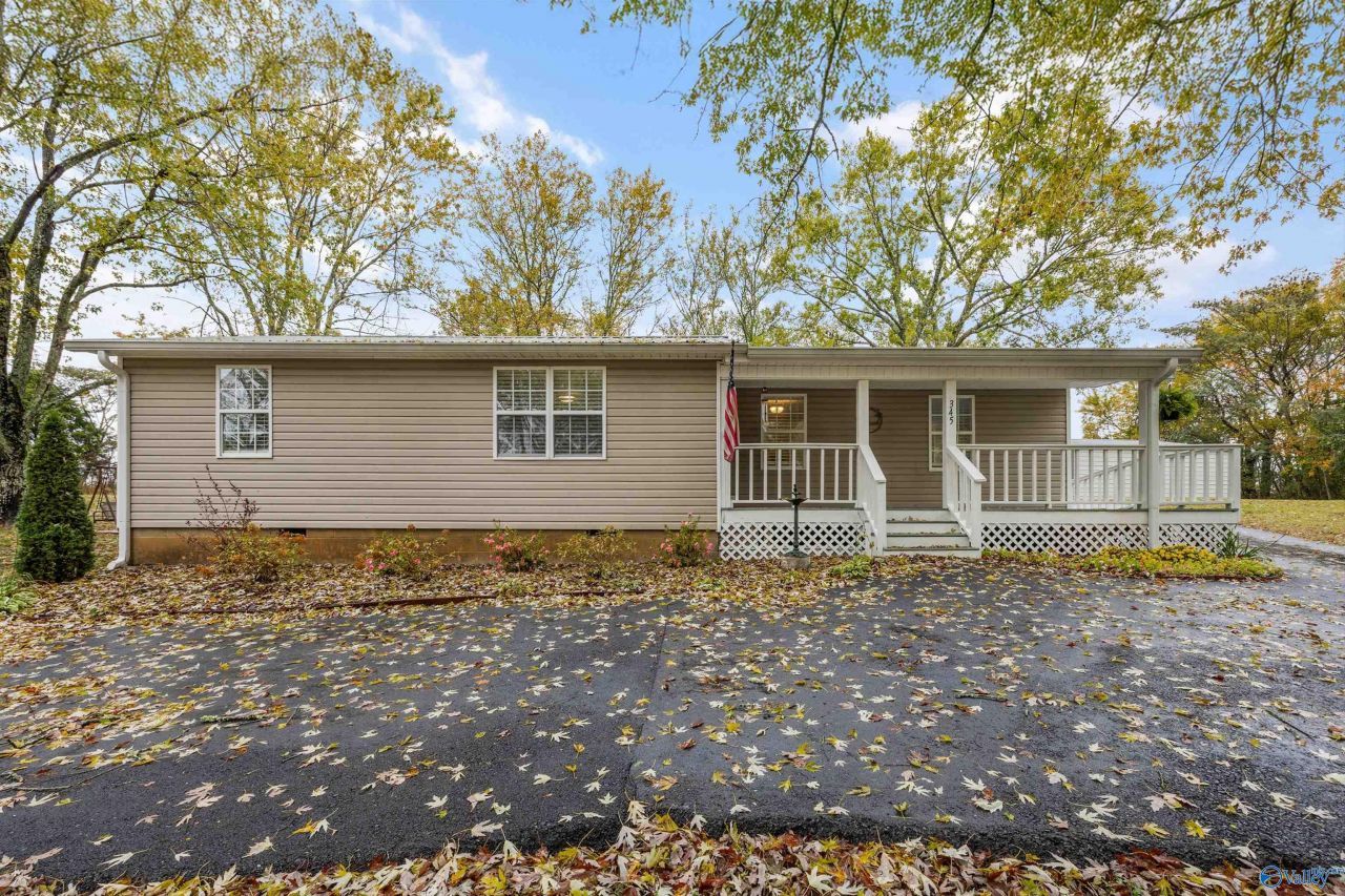 345 County Road 8, Woodville, AL 35776 Main Photo