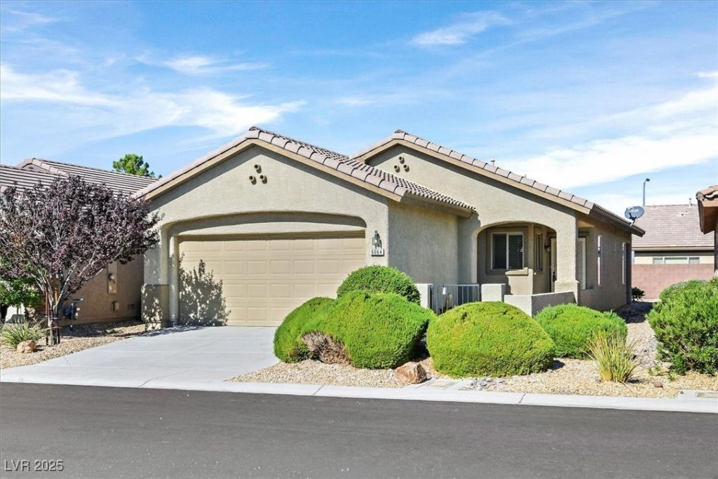 6064 Isola Peak Avenue, Las Vegas, NV 89122 Main Photo