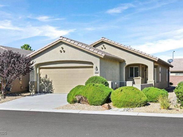 6064 ISOLA PEAK Avenue, Las Vegas, NV 89122