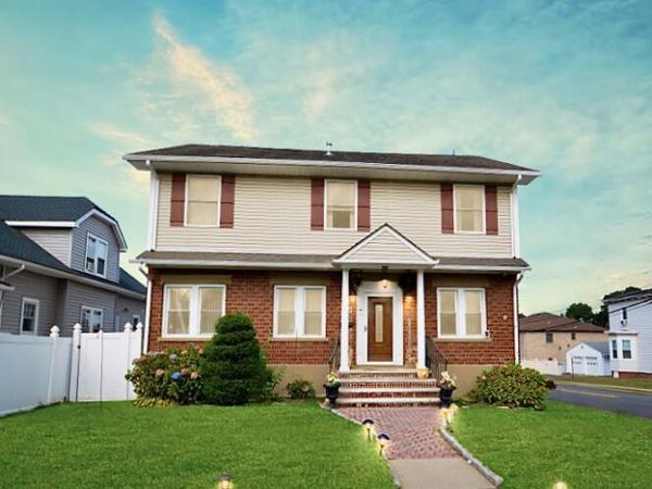 89 Rose Street, Wood Ridge, NJ 07075
