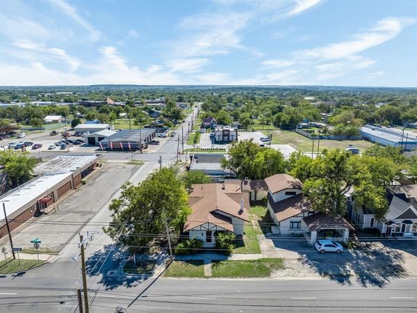 916 E Hubbard Street, Mineral Wells, TX 76067