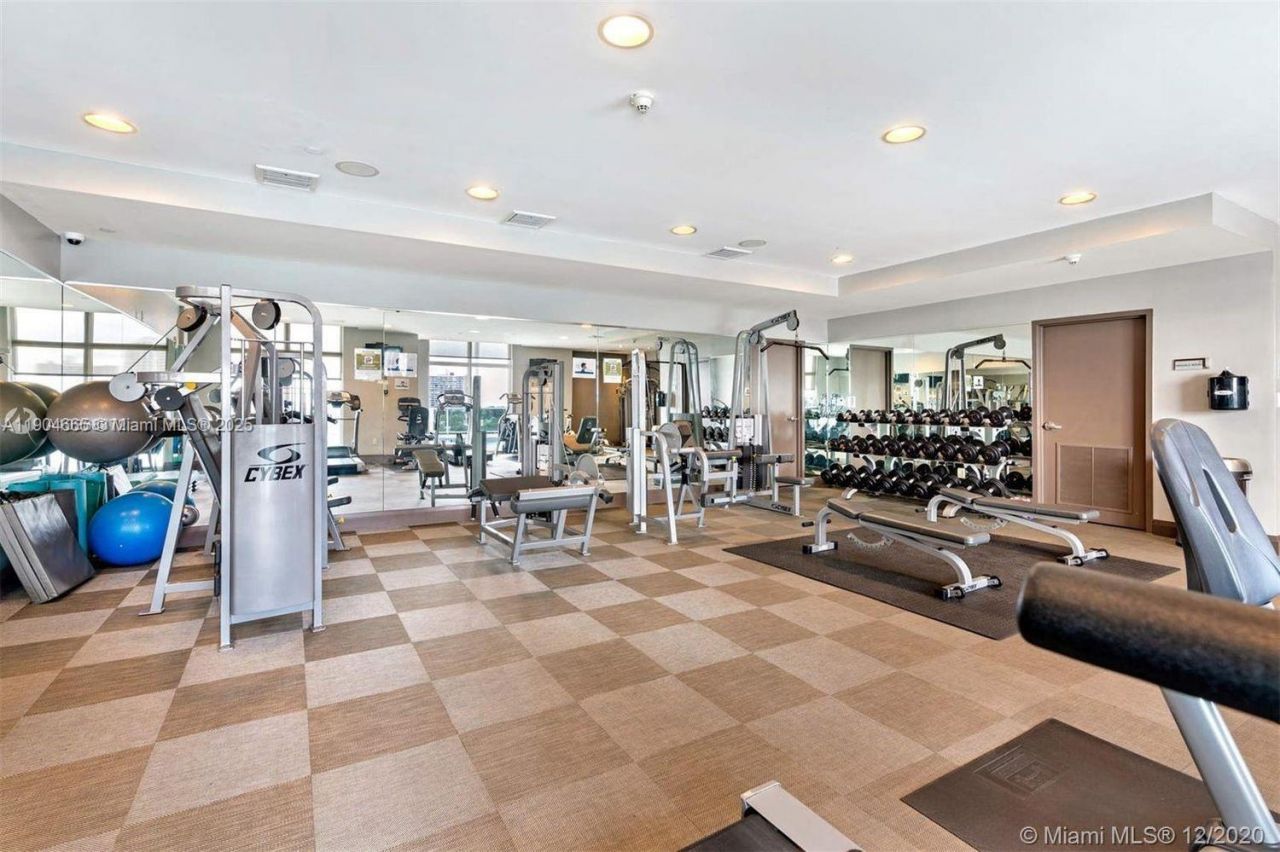 2525 SW 3rd, Unit 605, Miami, FL 33129 Photo