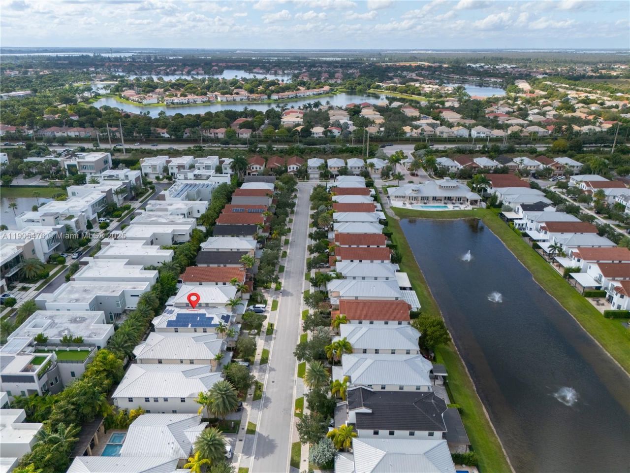 10470 NW 69th Ter, Doral, FL 33178 Photo