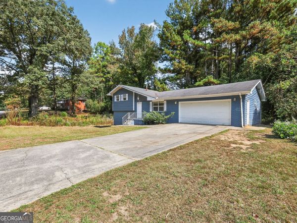 4598 Ashmore Drive, Forest Park, GA 30297