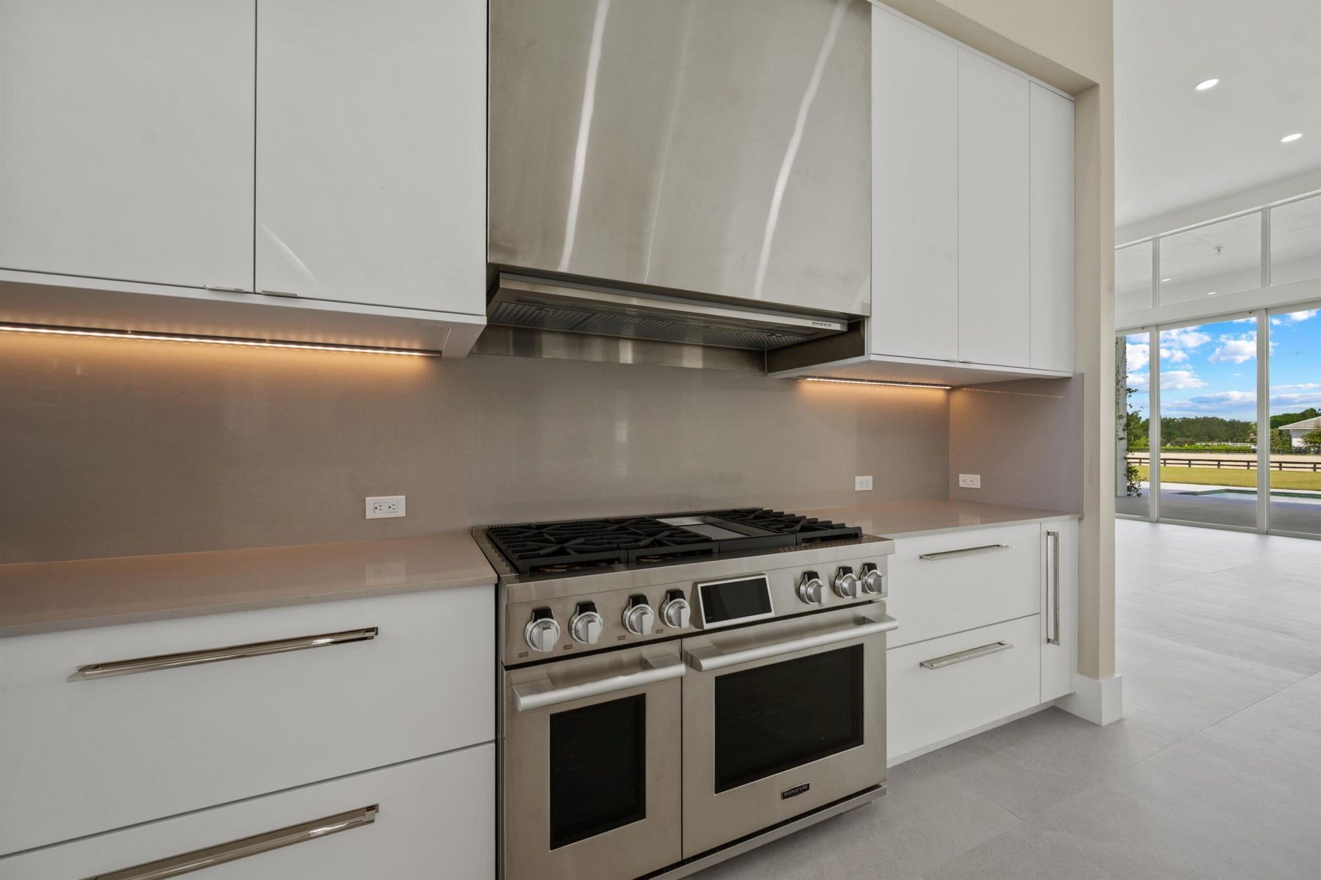 15385 Sunnyland Lane, Wellington, FL 33414 Photo