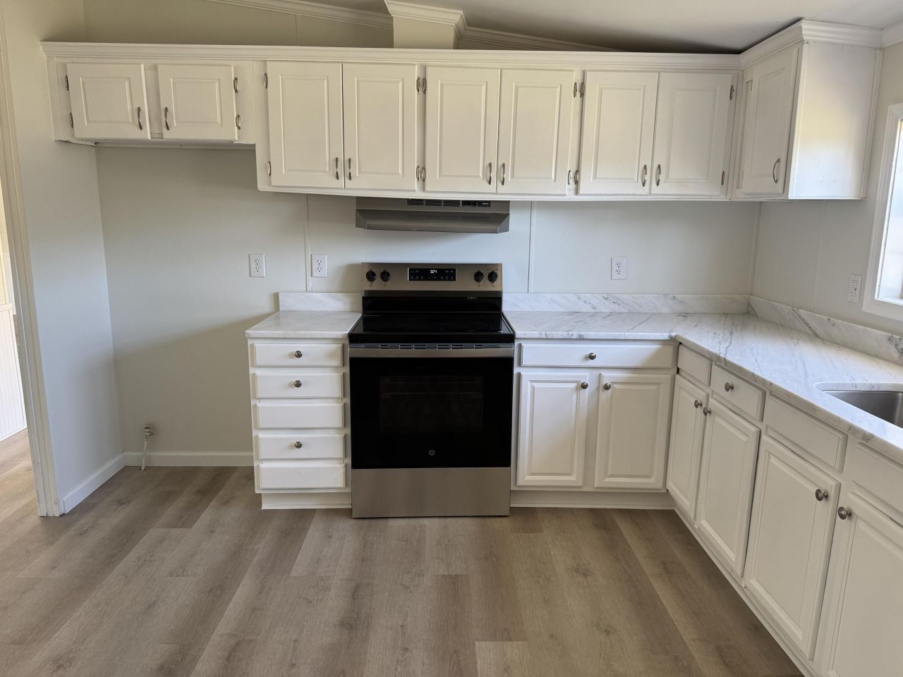 109 Hillock Court Photo 11