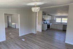 109 Hillock Court photo 4