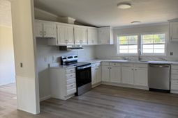 109 Hillock Court photo 4