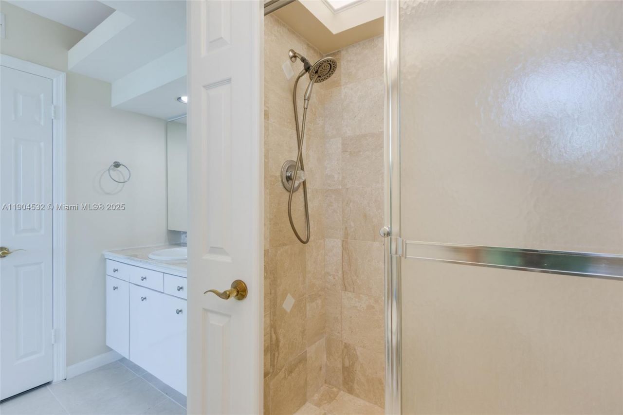 1410 S Ocean Dr, Unit 1702, Hollywood, FL 33019 Photo