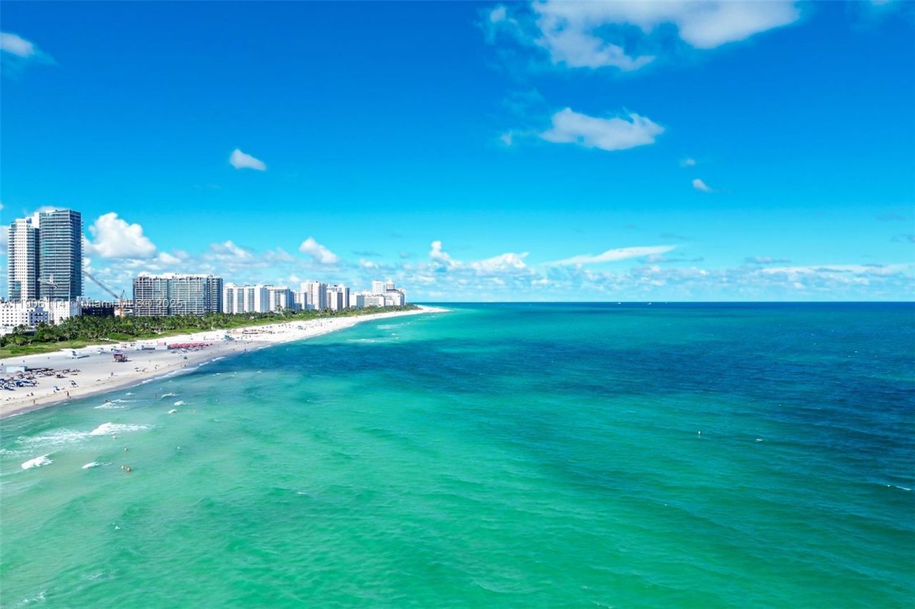 100 Lincoln Rd, Unit 502, Miami Beach, FL 33139 Photo
