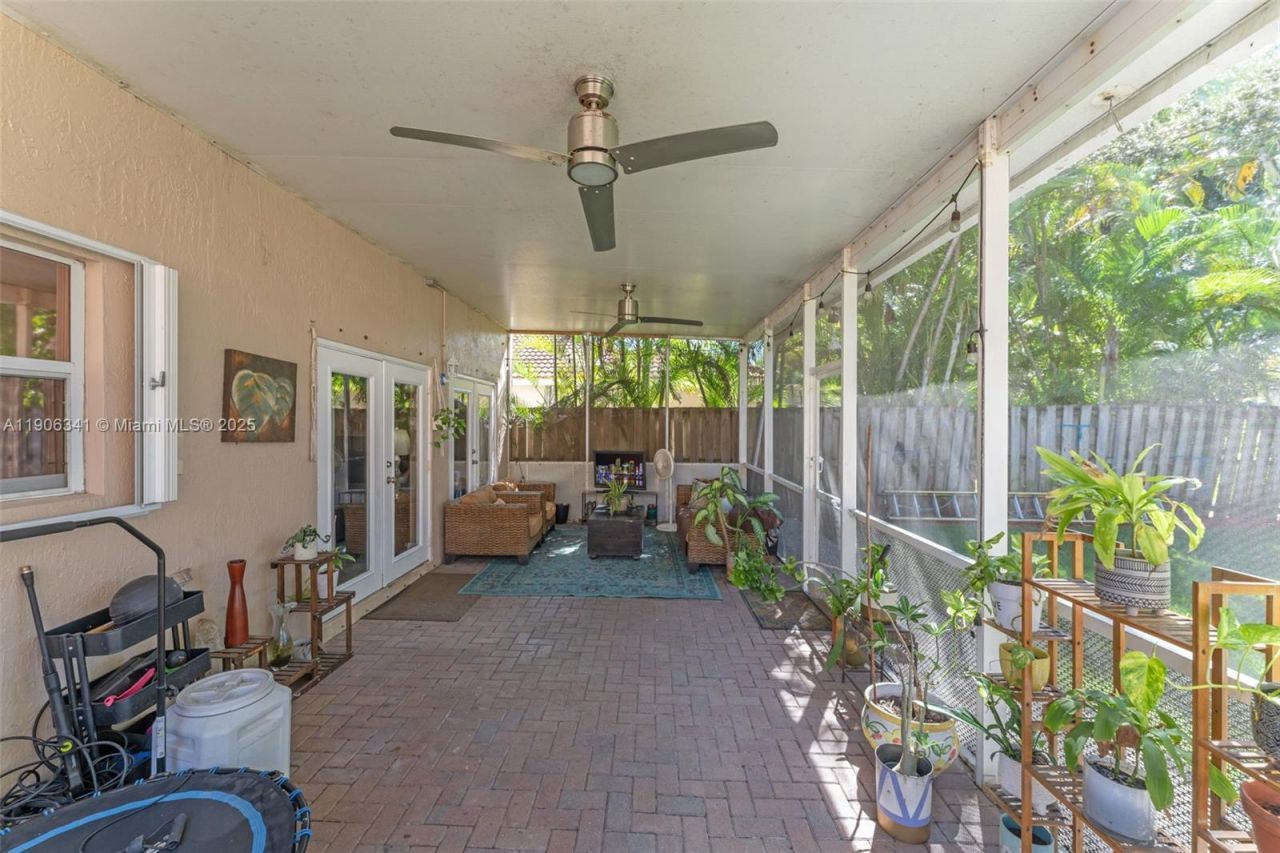 21500 SW 88th Ave, Cutler Bay, FL 33189 Photo