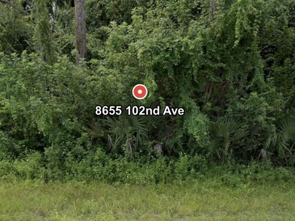 8655 102 Nd Avenue, Vero Beach, FL 32967