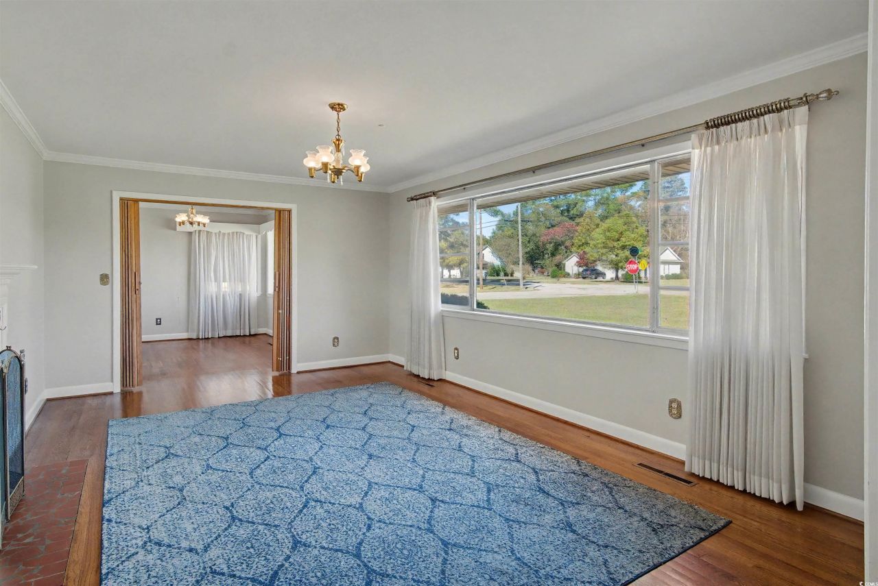 5408 Main St. Photo 7