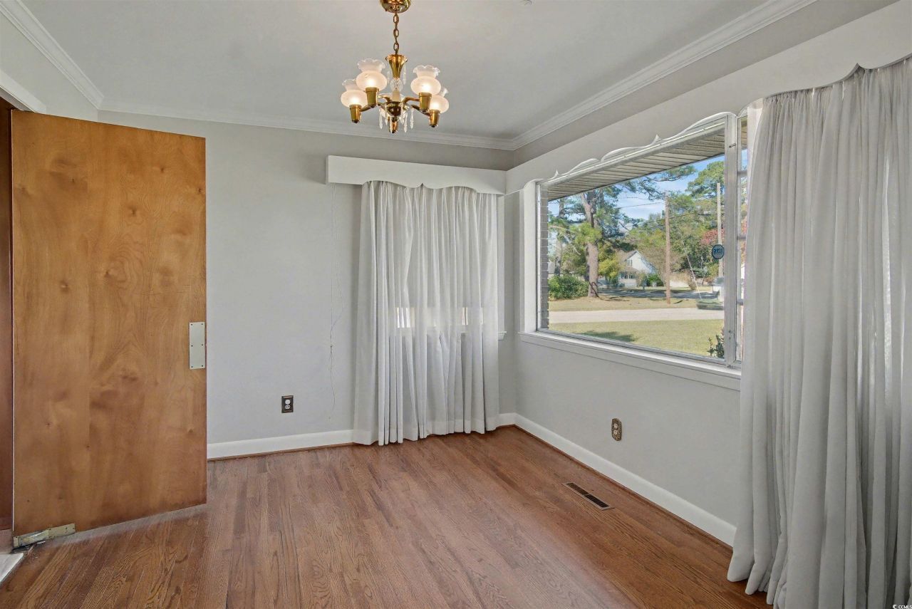 5408 Main St. Photo 9