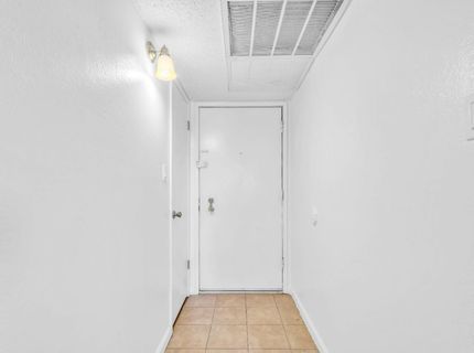 4332 Pacific Ave #25, Unit 25, Stockton, CA 95207 Photo