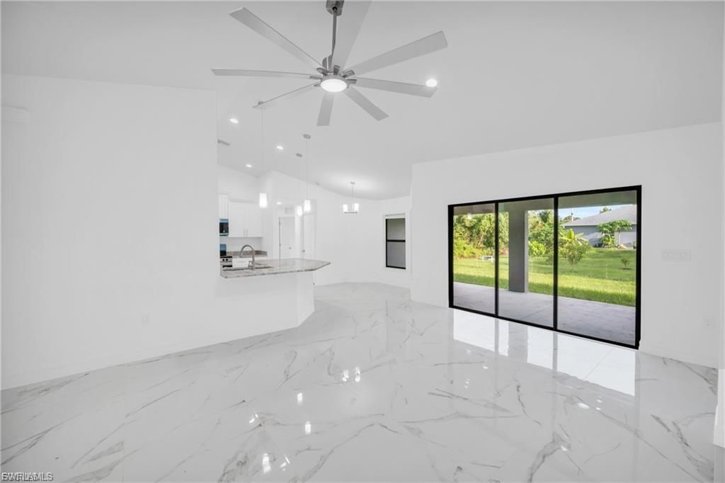 320 Lincoln Blvd, Lehigh Acres, FL 33936 Photo