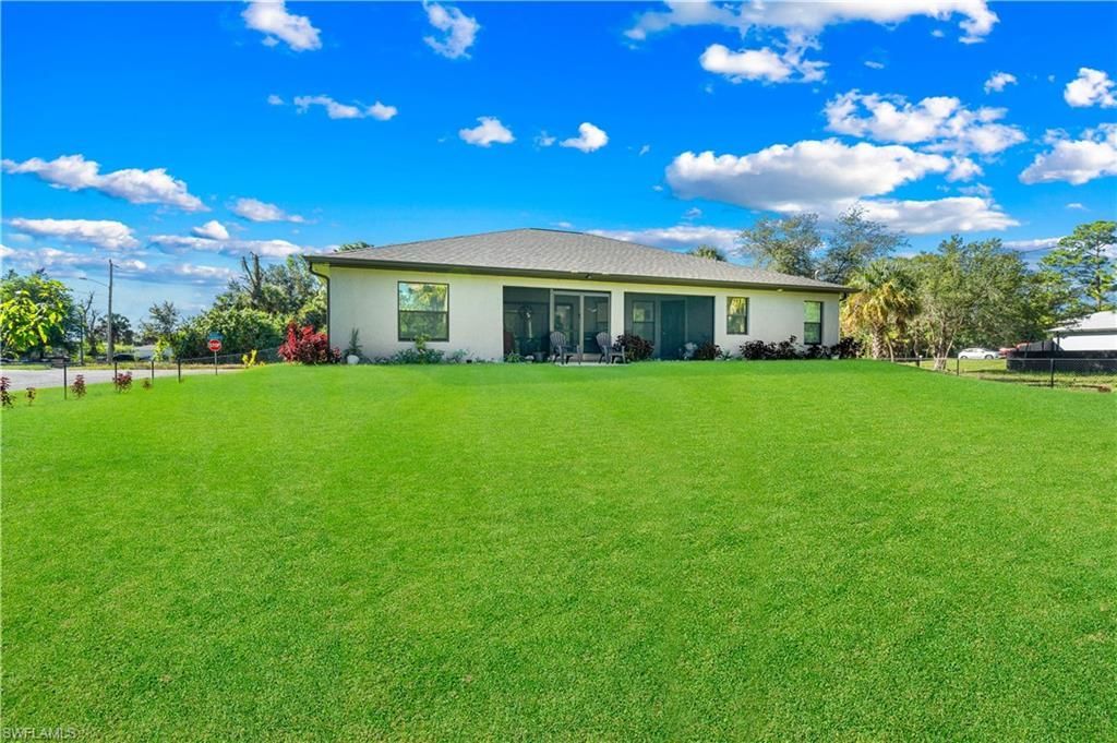 320 Lincoln Blvd, Lehigh Acres, FL 33936 Photo