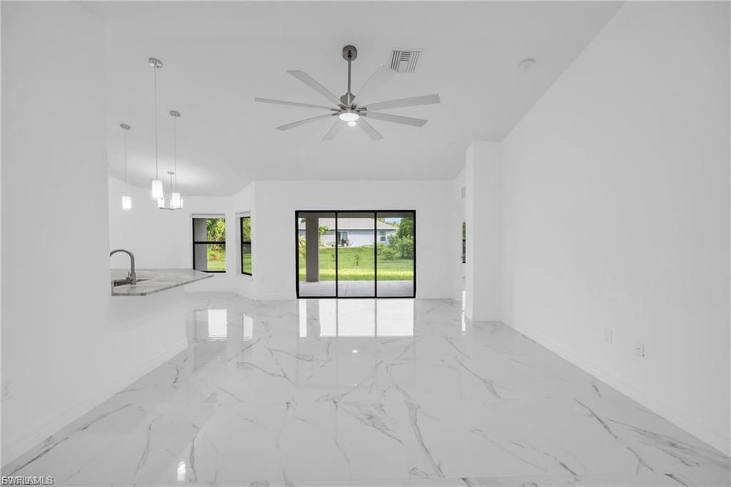 320 Lincoln Blvd, Lehigh Acres, FL 33936 Photo