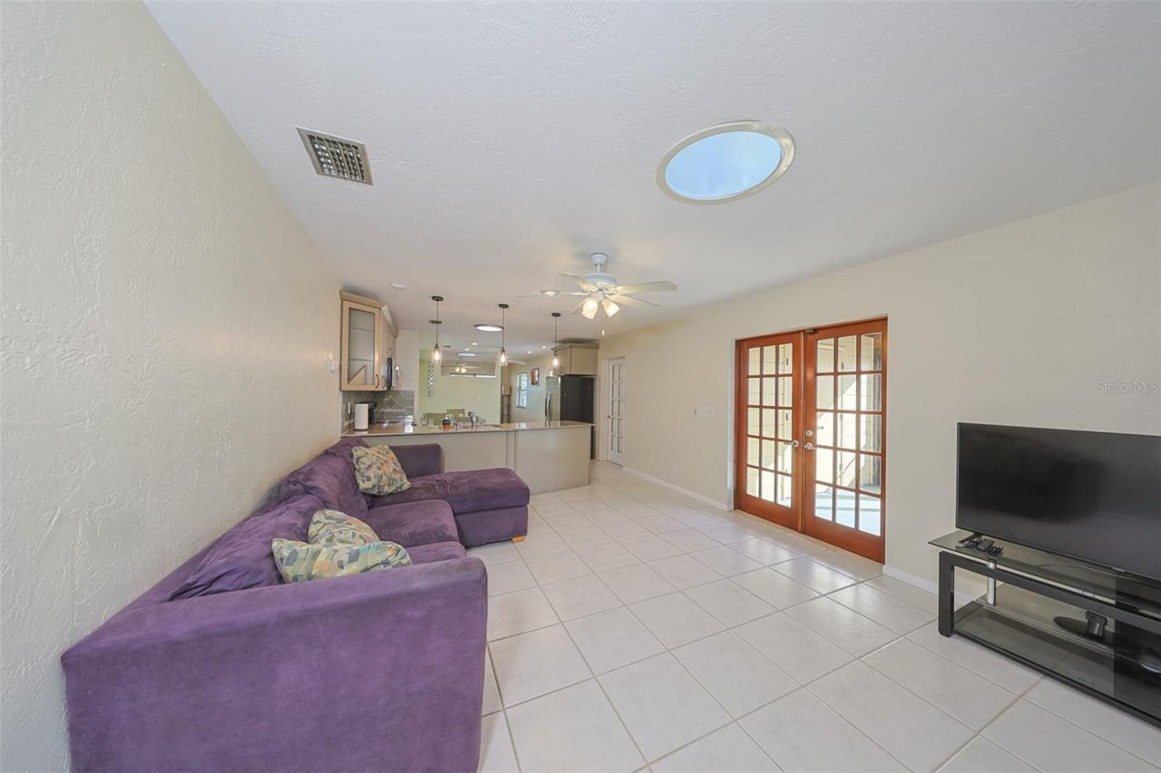 8012 26th Avenue N, Saint Petersburg, FL 33710 Photo