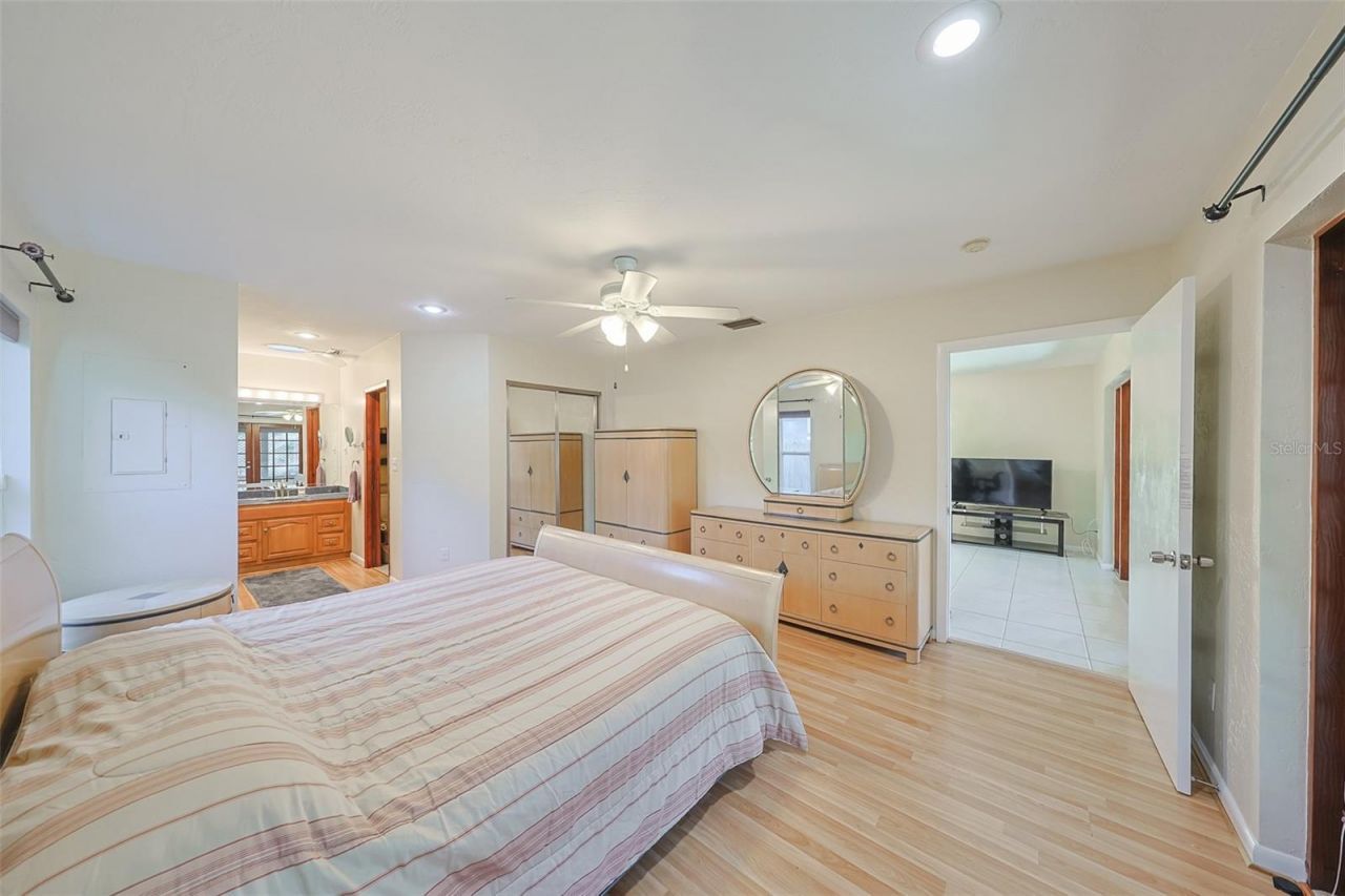 8012 26th Avenue N, Saint Petersburg, FL 33710 Photo