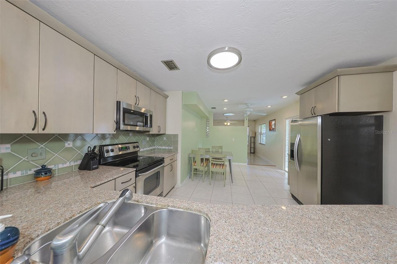 8012 26th Avenue N, Saint Petersburg, FL 33710 Photo