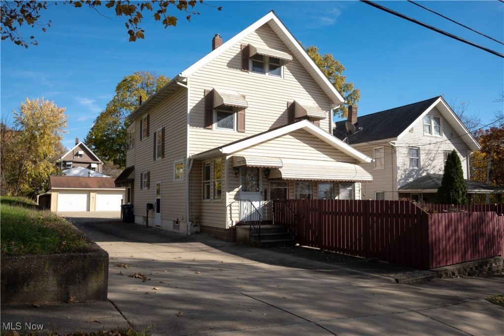 167 Pioneer Street, Akron, OH 44305 Main Photo