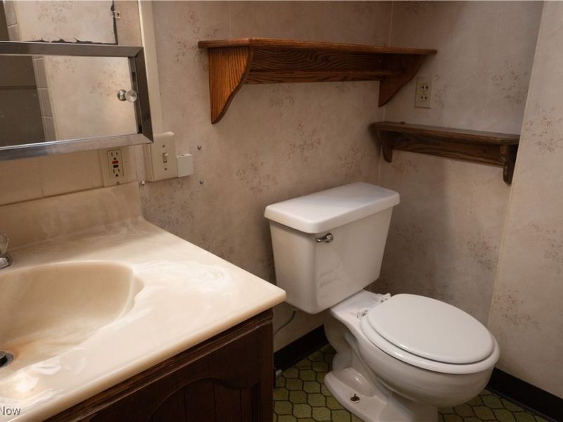 167 Pioneer Street, Akron, OH 44305 Photo 7