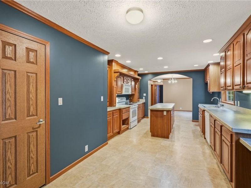 2355 Martin Road, Mogadore, OH 44260 Photo 28