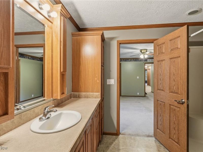 2355 Martin Road, Mogadore, OH 44260 Photo 36