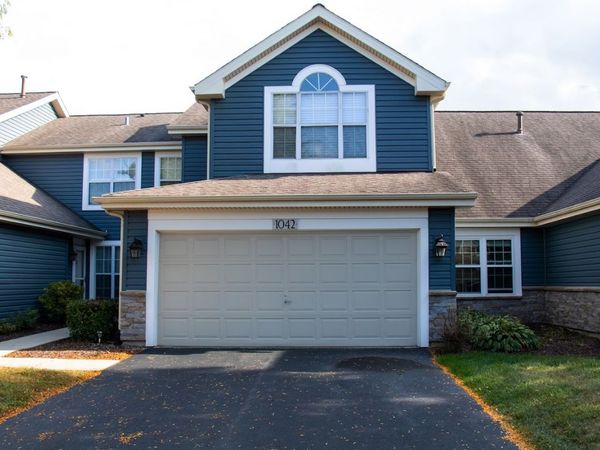 1042 Ridgefield Circle, Unit 1042, Carol Stream, IL 60188