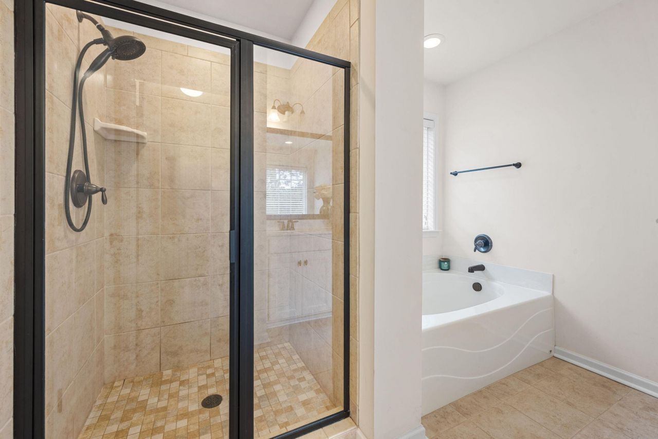 317 Whispering Breeze Lane Photo 21