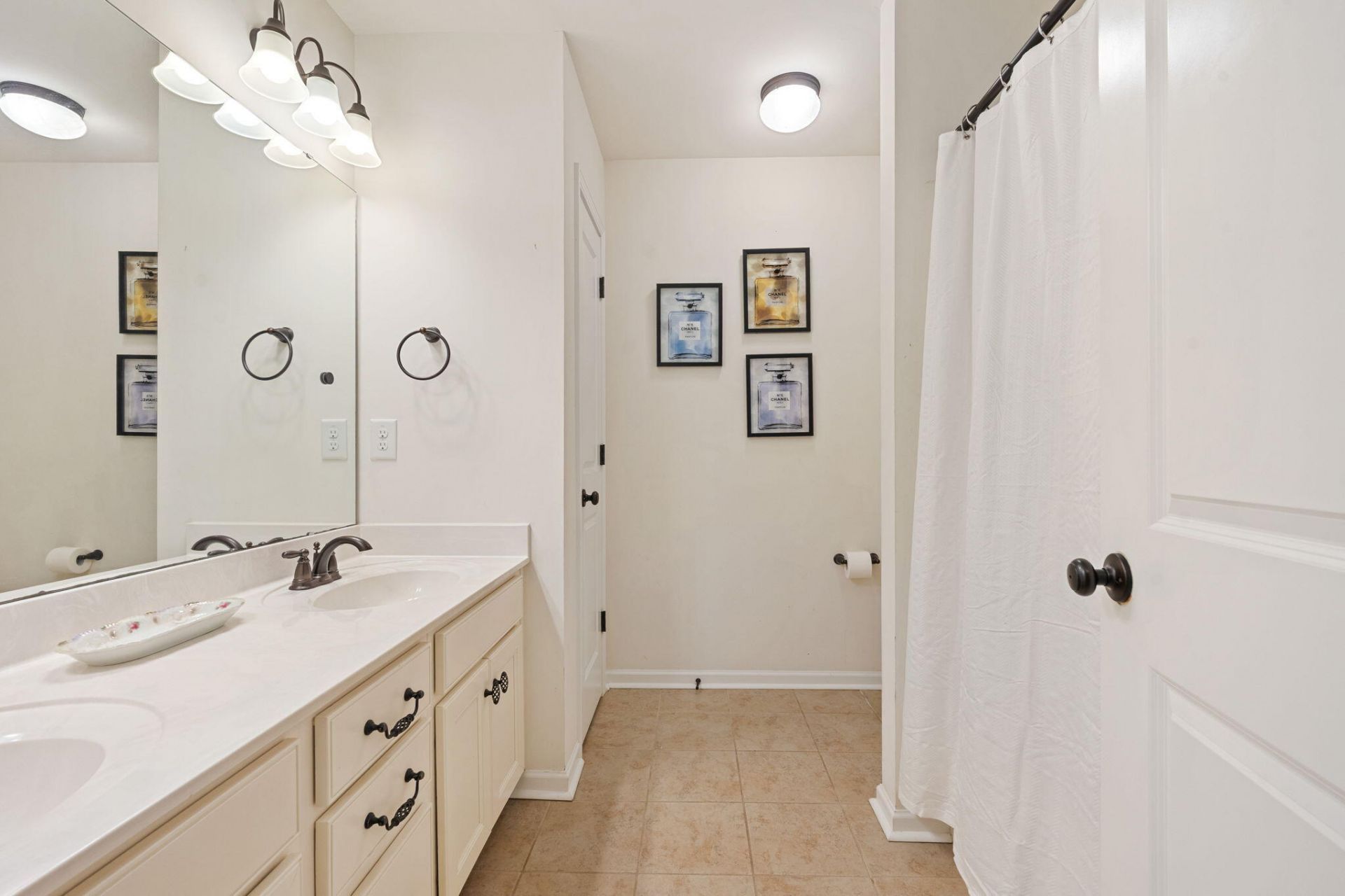 317 Whispering Breeze Lane Photo 22