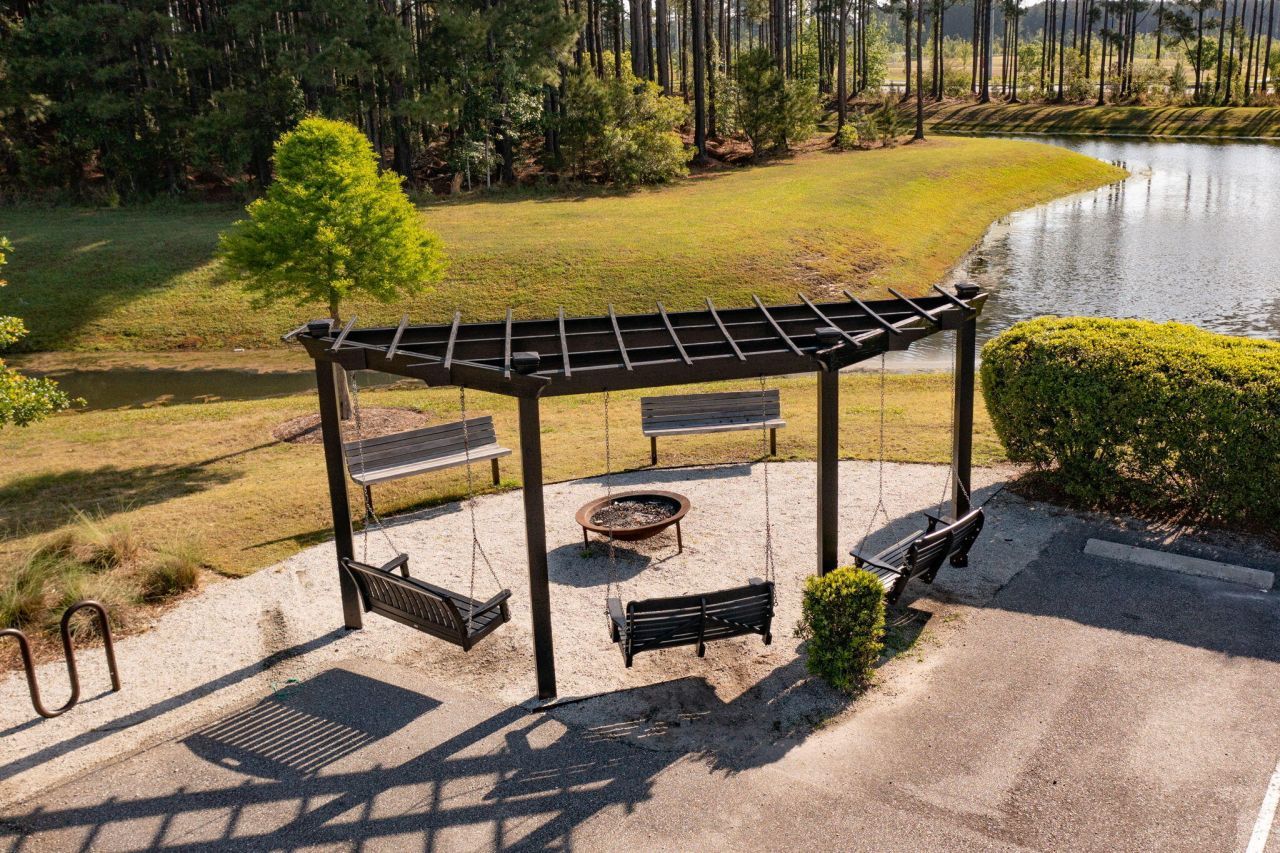 317 Whispering Breeze Lane Photo 33