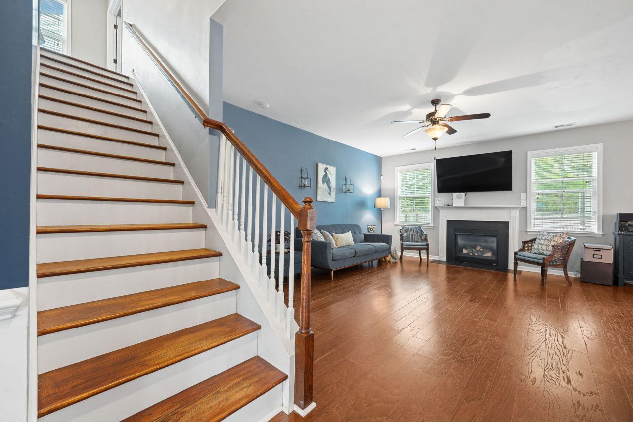 317 Whispering Breeze Lane Photo 6