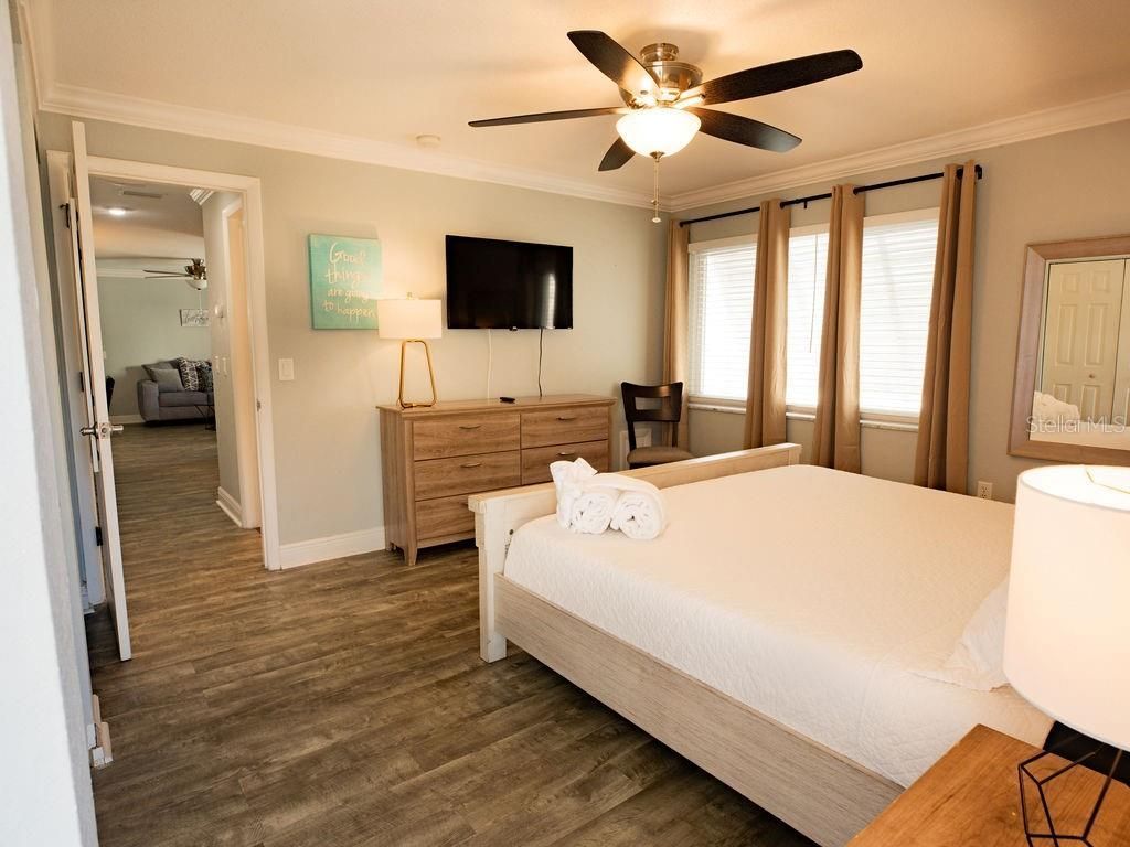 185 Brightwater Drive, Unit 4, Clearwater Beach, FL 33767 Photo